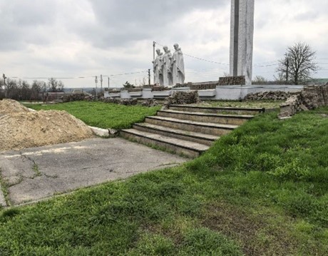 Ремонт и реставрация памятников к 80-летия Великой Победы